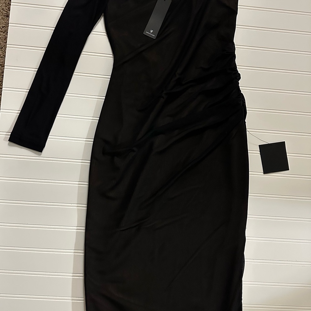 Lulu's Black One Shoulder Sheath Dress
